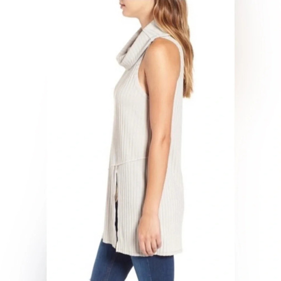 🌻 ASTR The Label Ribbed Cowl Neck Sleeveless Tunic Sweater Women's sz Large Slit - Picture 6 of 12
